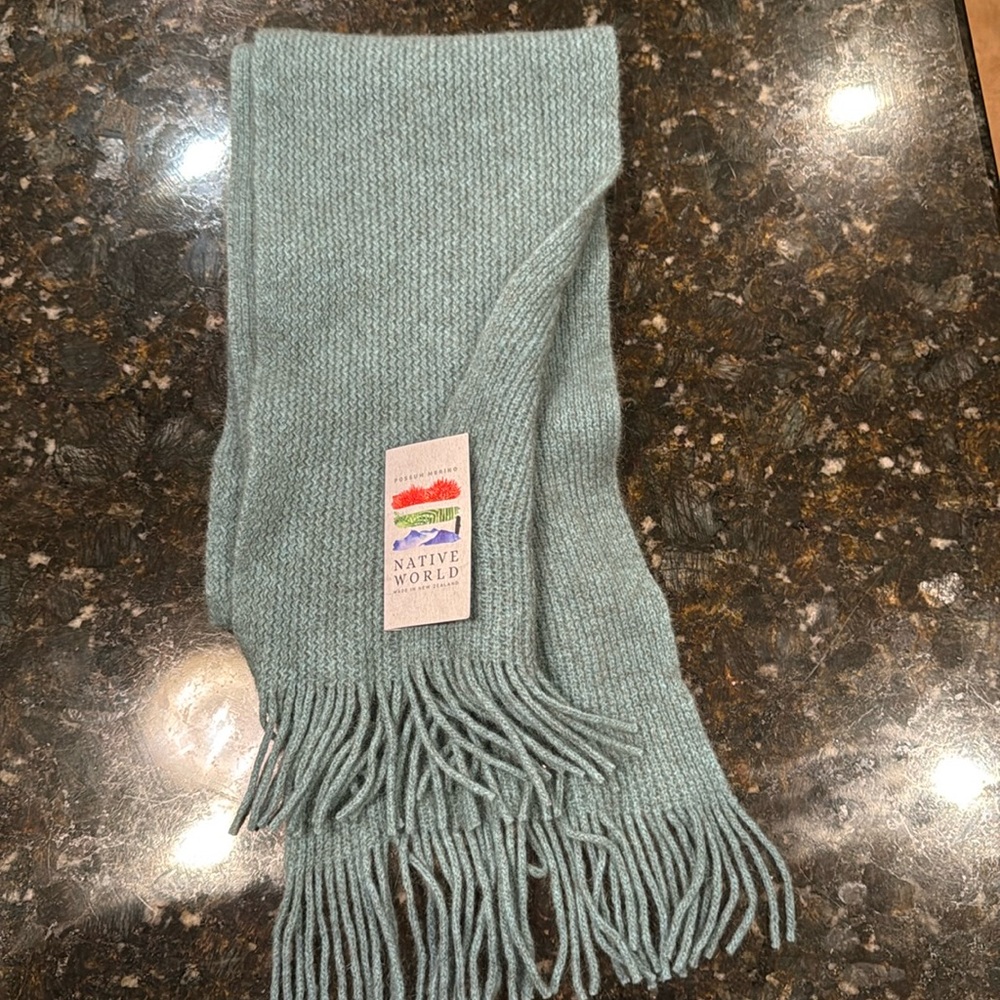 Scarf/gloves/hat set